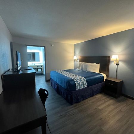 Travelodge By Wyndham Gainesville Eksteriør bilde